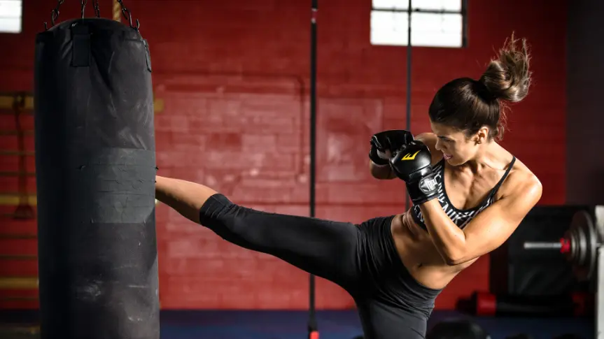 Benefits of Kicking a Heavy Bag