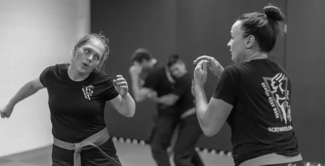 Top 5 Self-Defense Tips for Women from Lewis